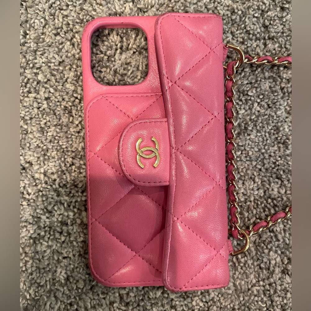 CHANEL IPHONE 12 PRO USED GOOD CONDITION